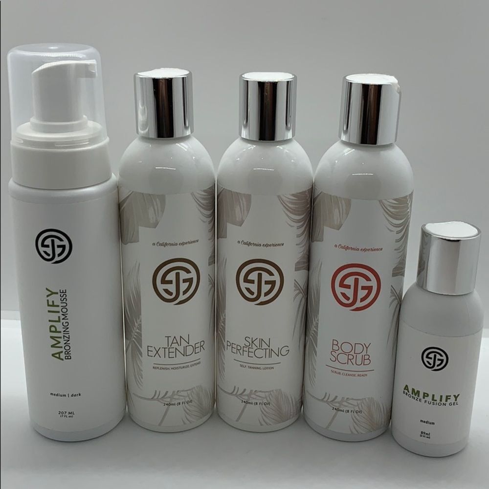 NWT Sjolie Ultimate Tanning Bundle